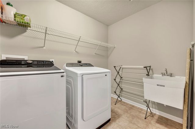 21017 Rockglen Drive, Strongsville, OH 44149