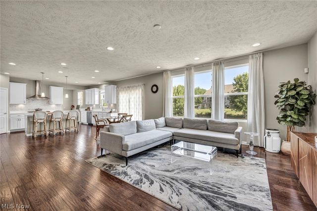 21017 Rockglen Drive, Strongsville, OH 44149