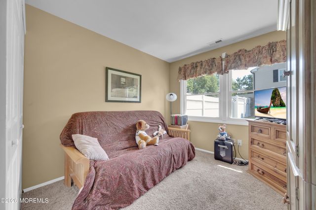 25 Ryan Road, Manalapan, NJ 07726