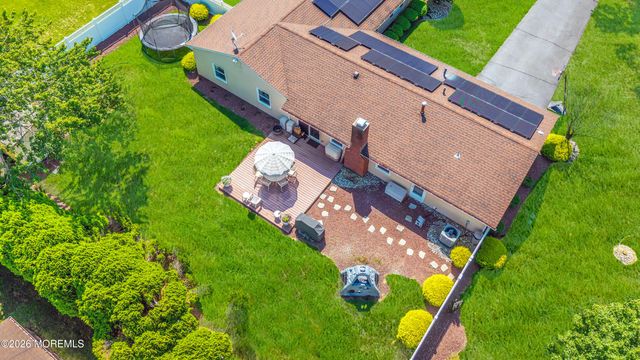 25 Ryan Road, Manalapan, NJ 07726