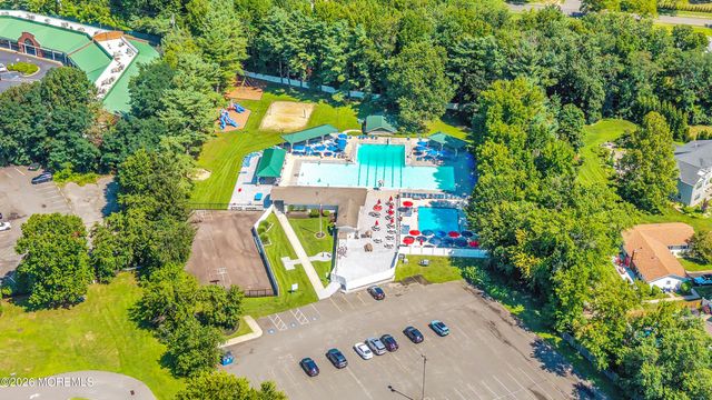 25 Ryan Road, Manalapan, NJ 07726