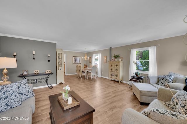 25 Ryan Road, Manalapan, NJ 07726
