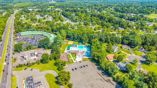 25 Ryan Road, Manalapan, NJ 07726