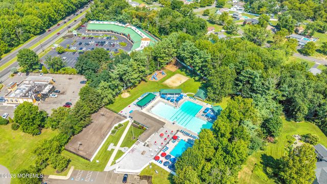 25 Ryan Road, Manalapan, NJ 07726