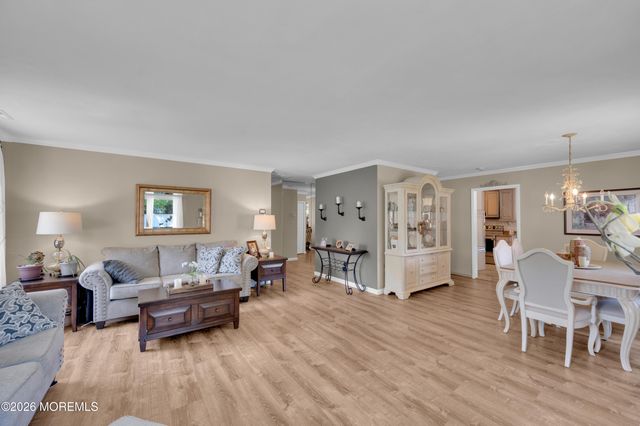 25 Ryan Road, Manalapan, NJ 07726
