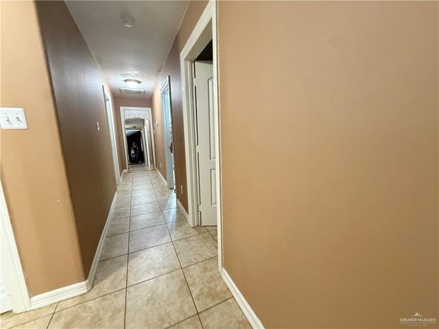 131 Davina Street, Mission, TX 78572