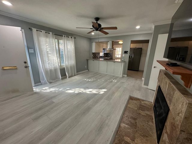 13701 Brookgreen Circle, Dallas, TX 75240