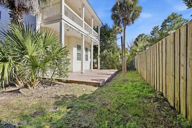 76 17TH Street, Atlantic Beach, FL 32233
