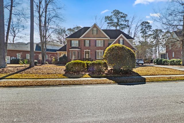 8704 E Fairway Woods Circle, North Charleston, SC 29420