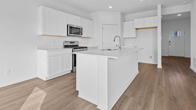 3004 Old Castle Road, Joliet, IL 60435