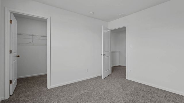 3004 Old Castle Road, Joliet, IL 60435