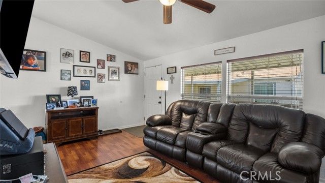 1501 E Avenue I 115, Lancaster, CA 93535