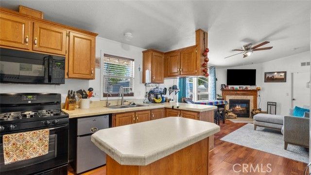 1501 E Avenue I 115, Lancaster, CA 93535