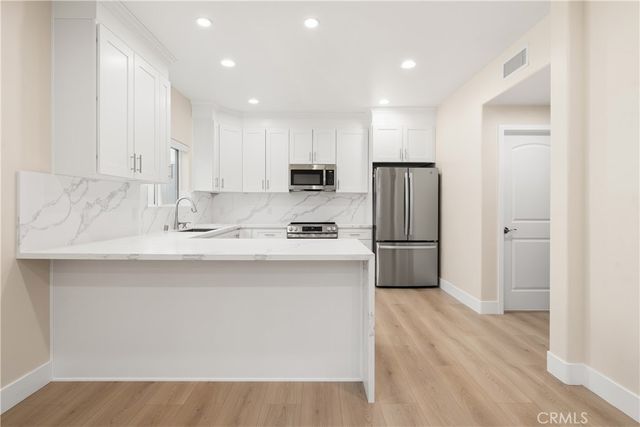 19953 Lassen Street, Chatsworth, CA 91311