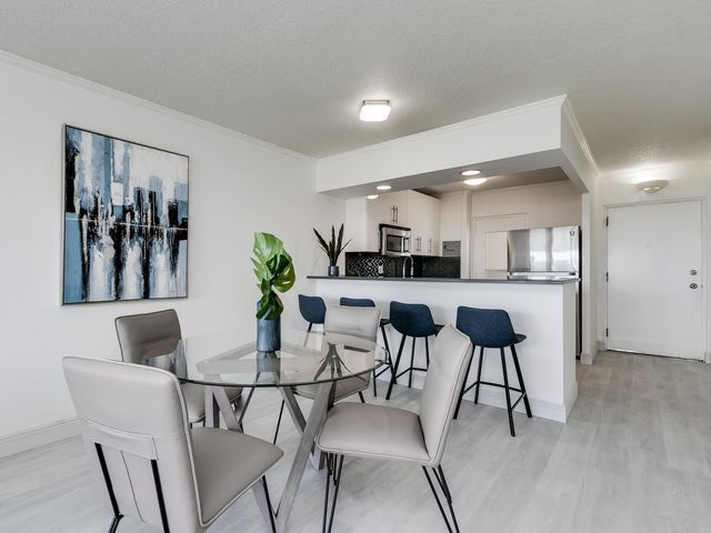 2555 NE 11th Street PH1, Fort Lauderdale, FL 33304