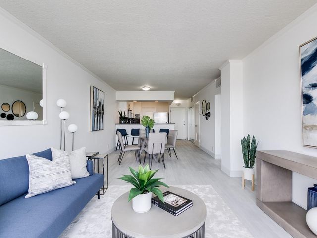 2555 NE 11th Street PH1, Fort Lauderdale, FL 33304