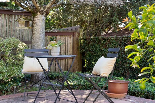 410 Grizzly Peak Blvd, Berkeley, CA 94708