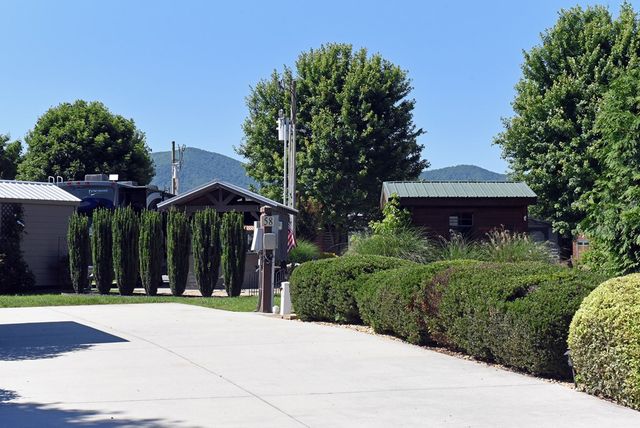 122 Mountain Creek Road, Blairsville, GA 30512