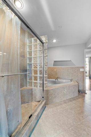 653 Cypress Ln 21B, Fort Lauderdale, FL 33305