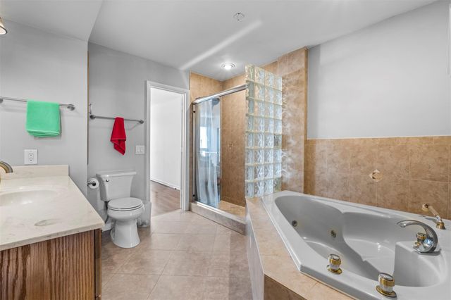 653 Cypress Ln 21B, Fort Lauderdale, FL 33305