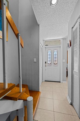 653 Cypress Ln 21B, Fort Lauderdale, FL 33305