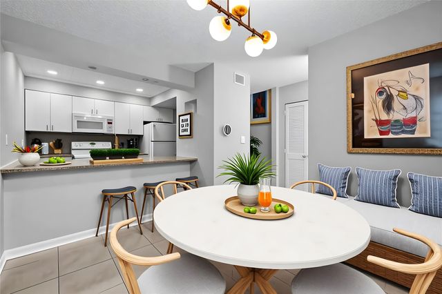 653 Cypress Ln 21B, Fort Lauderdale, FL 33305