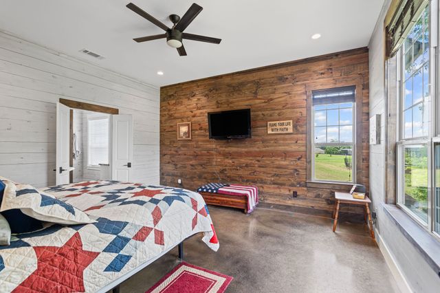 260 Peggy Lane, Gunter, TX 75058