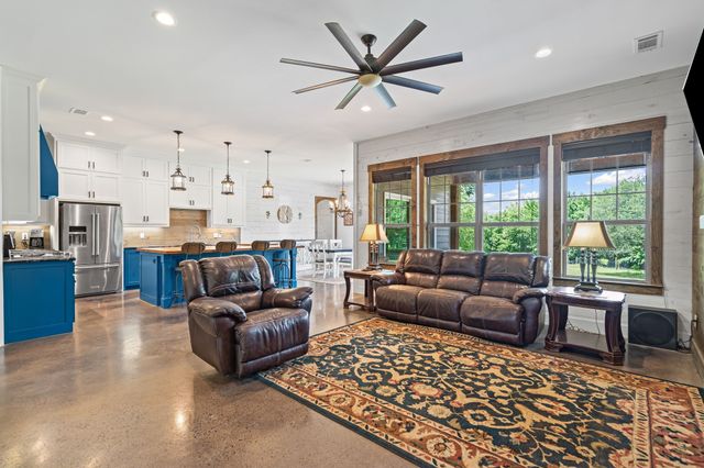 260 Peggy Lane, Gunter, TX 75058