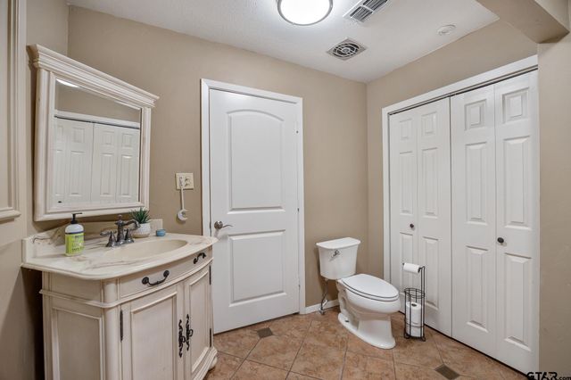 287 North Bay Drive, Bullard, TX 75757