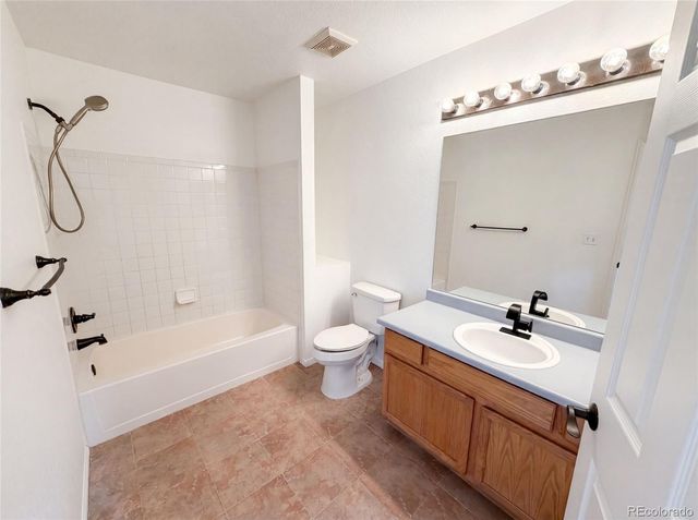 7190 Pine Hills Way, Littleton, CO 80125