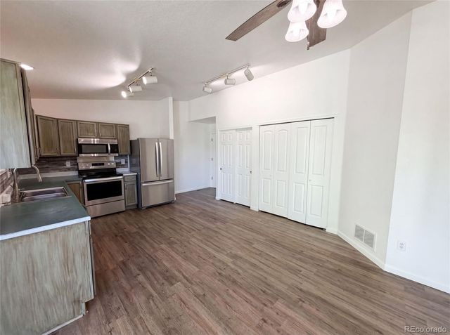 7190 Pine Hills Way, Littleton, CO 80125