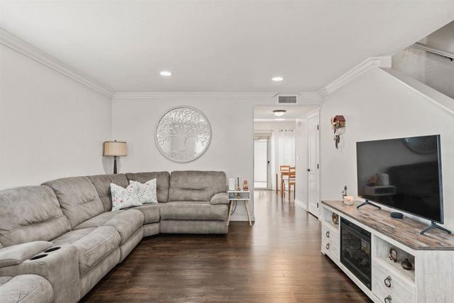 1463 N Broadway A, Escondido, CA 92026