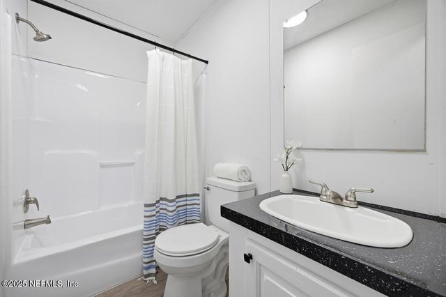 2025 BLUEBERRY BAY Court, Middleburg, FL 32068