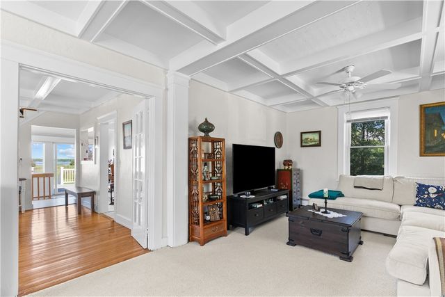 1042 Anthony Road, Portsmouth, RI 02871