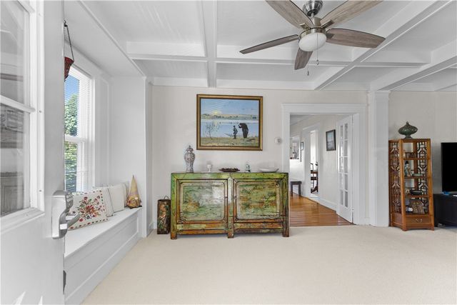 1042 Anthony Road, Portsmouth, RI 02871