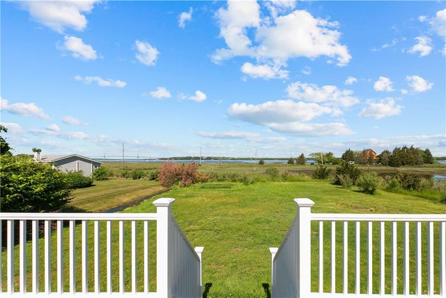 1042 Anthony Road, Portsmouth, RI 02871