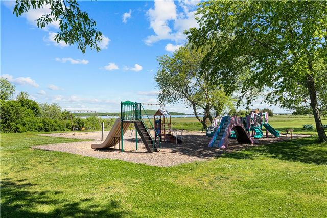 1042 Anthony Road, Portsmouth, RI 02871