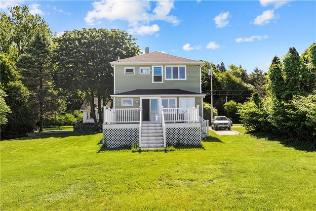 1042 Anthony Road, Portsmouth, RI 02871