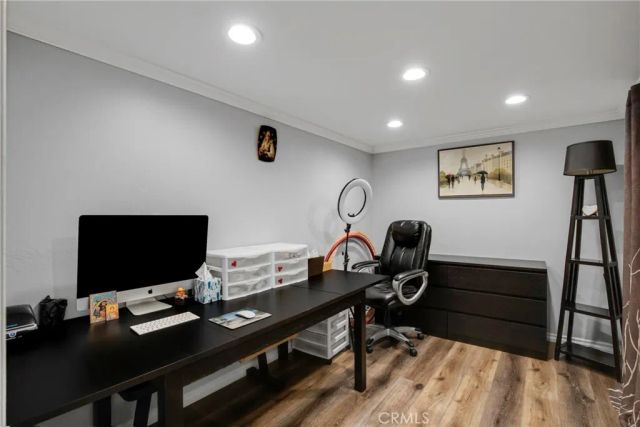 9562 Via Bernardo, Burbank, CA 91504