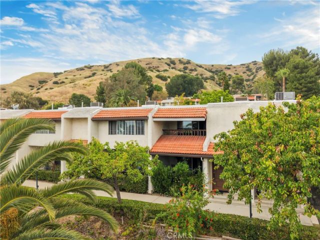 9562 Via Bernardo, Burbank, CA 91504