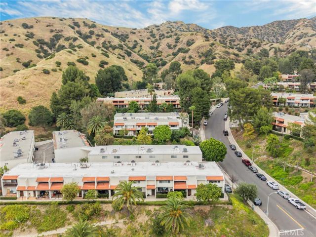 9562 Via Bernardo, Burbank, CA 91504