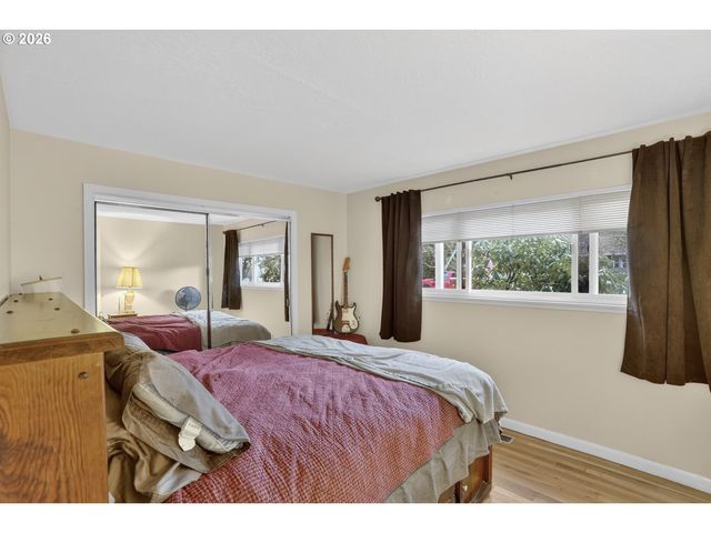 4736 Ne 77TH Ave, Portland, OR 97218