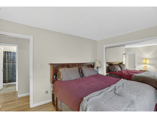 4736 Ne 77TH Ave, Portland, OR 97218