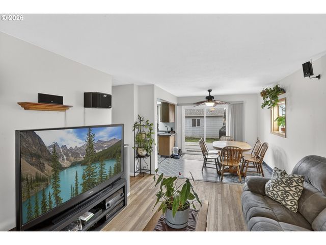 4736 Ne 77TH Ave, Portland, OR 97218