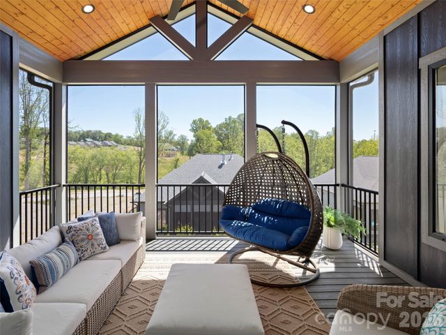 308 Avery Trail Drive, Arden, NC 28704