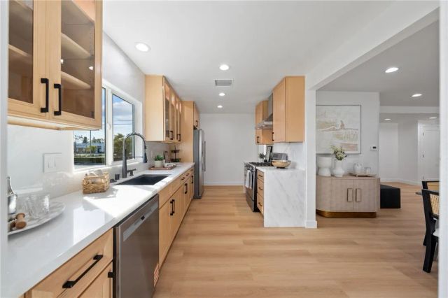 14528 Valley View, La Mirada, CA 90638