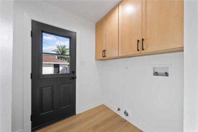 14528 Valley View, La Mirada, CA 90638