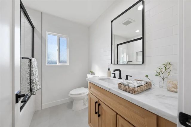 14528 Valley View, La Mirada, CA 90638