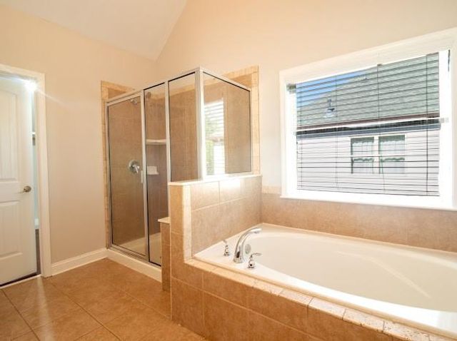 1333 Champion Run Drive, Dacula, GA 30019