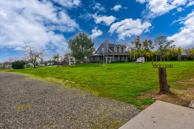 29058 Avenue 22, Madera, CA 93638